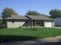 8 Hemlock Drive, Washington, IN 47501 