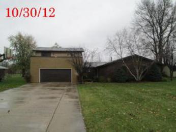 5 S Fairway Dr, Alexandria, IN 46001 