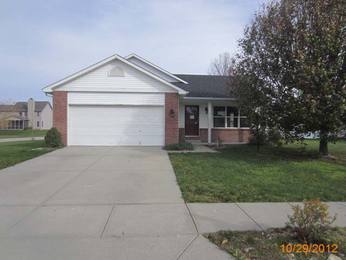 1323 Bears Den Cir, Avon, IN 46123 