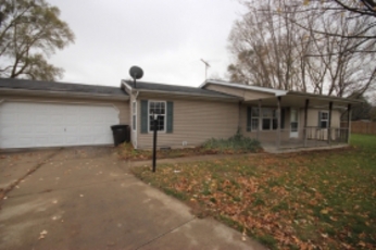 1557 Sedgewick Ct, Elkhart, IN 46516 