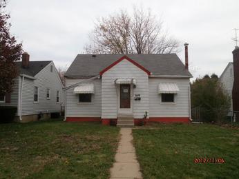 169 N 13th Ave, Beech Grove, IN 46107 