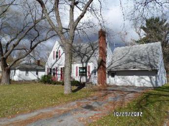 924 W 63rd Ave, Merrillville, IN 46410 