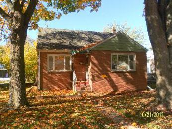 320 California St N, Hobart, IN 46342 