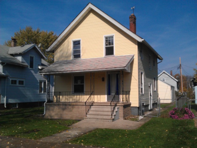 324 12th St, Mishawaka, IN 46544 