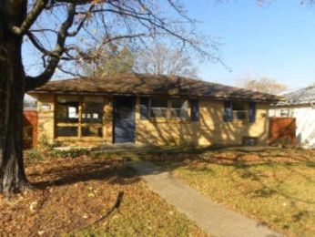 2104 Newton St, Columbus, IN 47201 