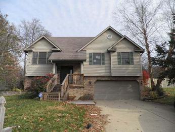 735 Lantern Ln, Elletsville, IN 47429 