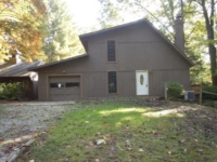 108 Spring Heights Dr, North Vernon, IN 47265 