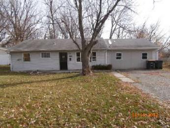 6133 S Calhoun St, Fort Wayne, IN 46807 