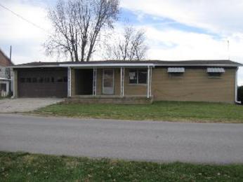 6959 E Middletown Rd, Waldron, IN 46182 