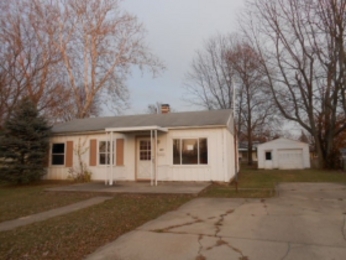 606 Roosevelt Dr, Shelbyville, IN 46176 