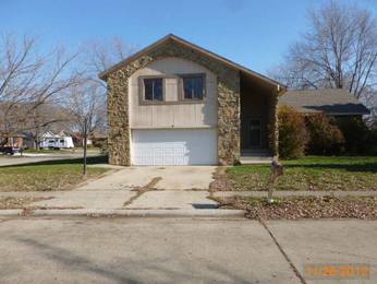 4525 Whirlaway Dr, Indianapolis, IN 46237 