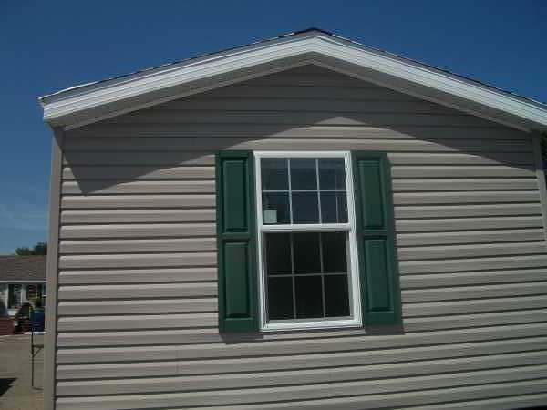 110 Winesap Dr., Hebron, IN 46341 