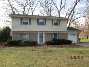 304 Black Oak Dr, Michigan City, IN 46360 