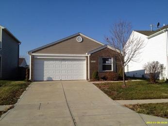 1718 Elijah Blue Dr., Greenwood, IN 46143 