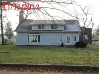 502 E Wabash St, Converse, IN 46919 