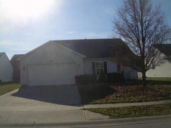 720 Breakers Ln, Fortville, IN 46040 