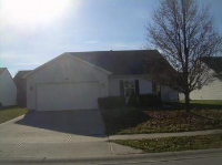 720 Breakers Ln, Fortville, IN 46040 