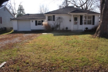 900 W Heerdink Ave, Evansville, IN 47710 