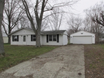 1140 Tree Top Ln, Greenwood, IN 46142 