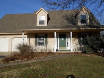 232 Brookview Dr, Evansville, IN 47711 