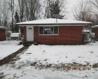 127 W Second St, Hanover, IN 47243 