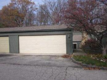 2908 W Winterberry Ct Unit 8, Bloomington, IN 47404 