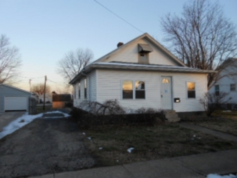 105 N Arjem St, Huntingburg, IN 47542 