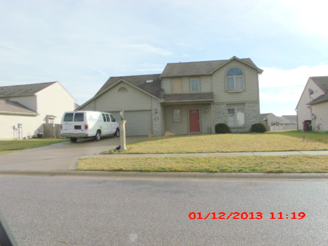 8611 Hempford Dr, Fort Wayne, IN 46819 