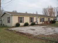 899 6th St NE, Linton, IN 47441 