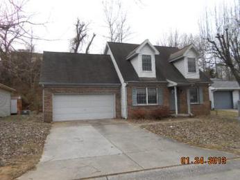 6423 Bayard Park Dr, Evansville, IN 47715 