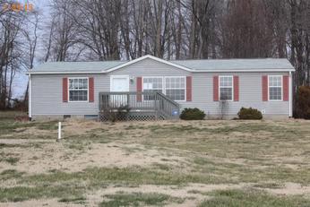 5752 E 250 S, Francisco, IN 47649 