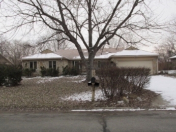 323 Hillendale Drive, Greenwood, IN 46142 