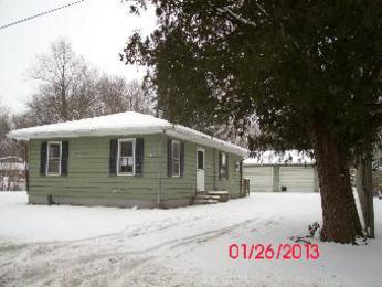 8650 E John Emery Rd, New Carlisle, IN 46552 