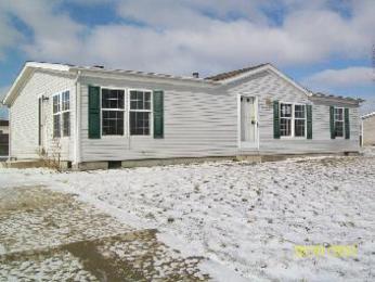 1050 Mockingbird Ln, Seymour, IN 47274 