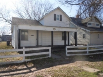 506 E 4th St, Seymour, IN 47274 