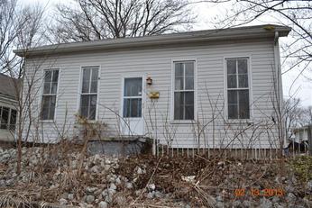 112 E O & M Ave, North Vernon, IN 47265 