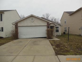 4251 Village Trace Dr., Indianapolis, IN 46254 