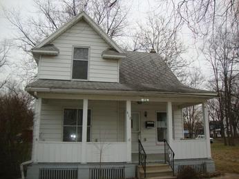 418 N. Arthur St., South Bend, IN 46617 