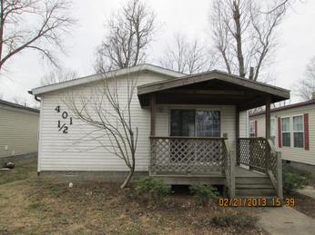 401 1/2 Williams St, Jeffersonville, IN 47130 