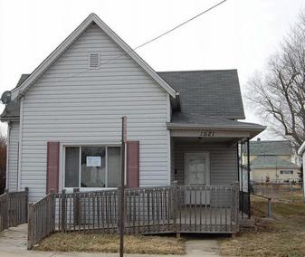 1521 Jefferson St, Anderson, IN 46016 