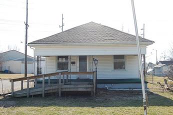 718 East 10th Street, Seymour, IN 47274 