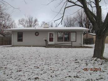 144 Lynwood Dr, Whiteland, IN 46184 