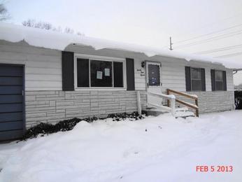 2115 Sarah St, Mishawaka, IN 46545 