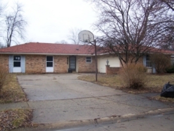 9543 Jay Dr, Indianapolis, IN 46229 