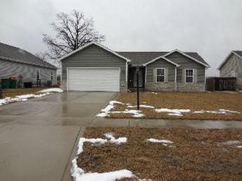 541 Hampton Manor Court, Valparaiso, IN 46385 