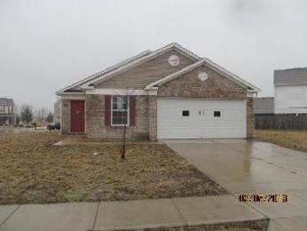 1614 Blue Grass Pkwy, Greenwood, IN 46143 