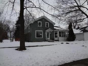 307 N High St, Lagrange, IN 46761 