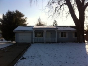 2710 Lenson Dr, Mishawaka, IN 46545 