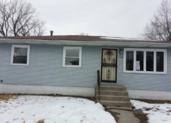 1188 Mount St, Gary, IN 46406 