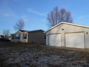 201 Willow St, Milroy, IN 46156 